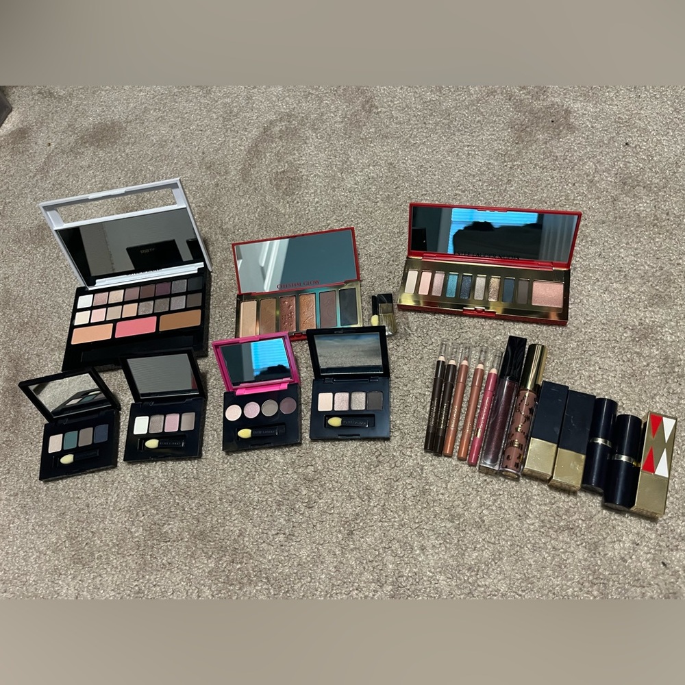 Estée Lauder Eye Shadow/Lipstick/Lip Gloss/Lip Pencil/ Eye Liner Bundle